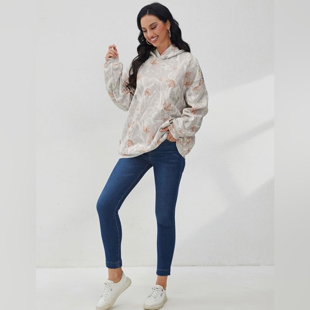 Xl Cool toned camo hoodie women’s